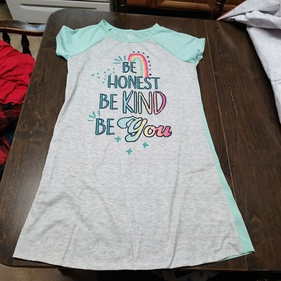 New Wonder Nation Gray Green Be Honest Be kind Be You Nightgown Girl's XXL 18 - Picture 1 of 3